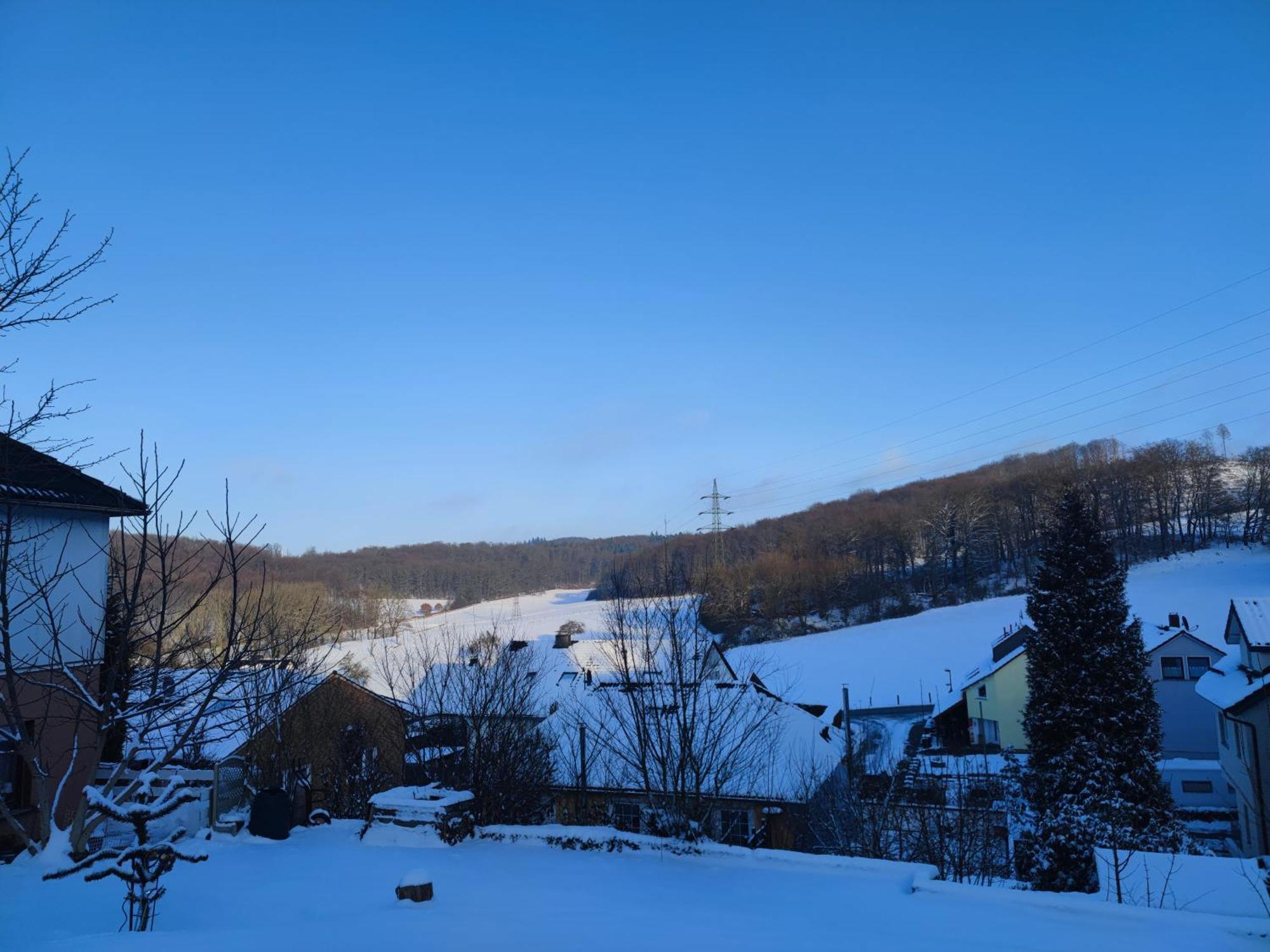Modernes Rhombushaus Im Naturparadies Sauerland Balve Экстерьер фото